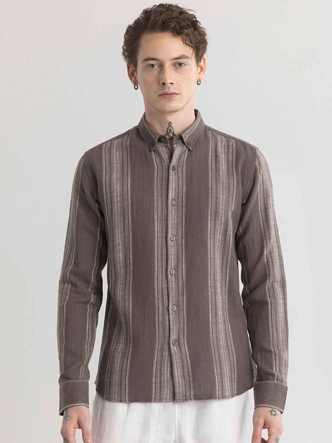 

Snitch Classic Slim Fit Striped Spread Collar Long Sleeves Cotton Casual Shirt, Brown