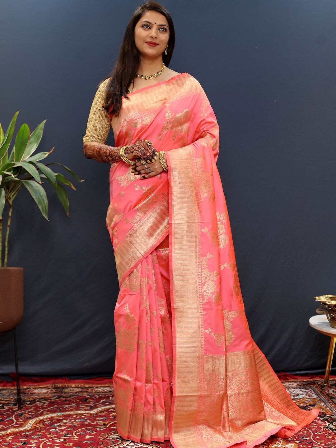 

SGF11 Woven Design Zari Art Silk Kanjeevaram Saree, Peach