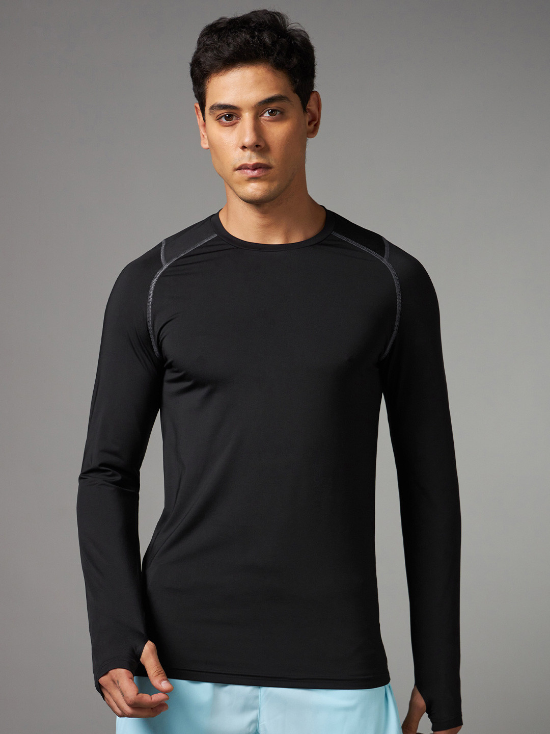 

CULT Round Neck Long Sleeves High Altitude Running T-Shirt, Black