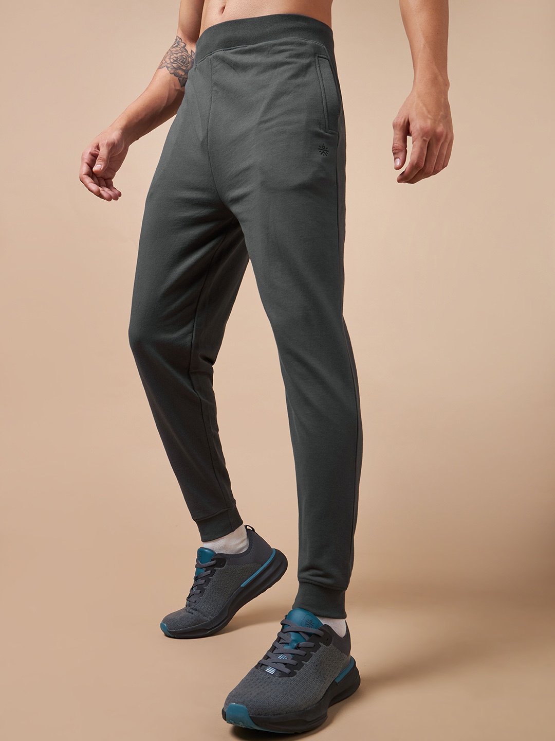 

CULT Regular Fit Joggers, Grey