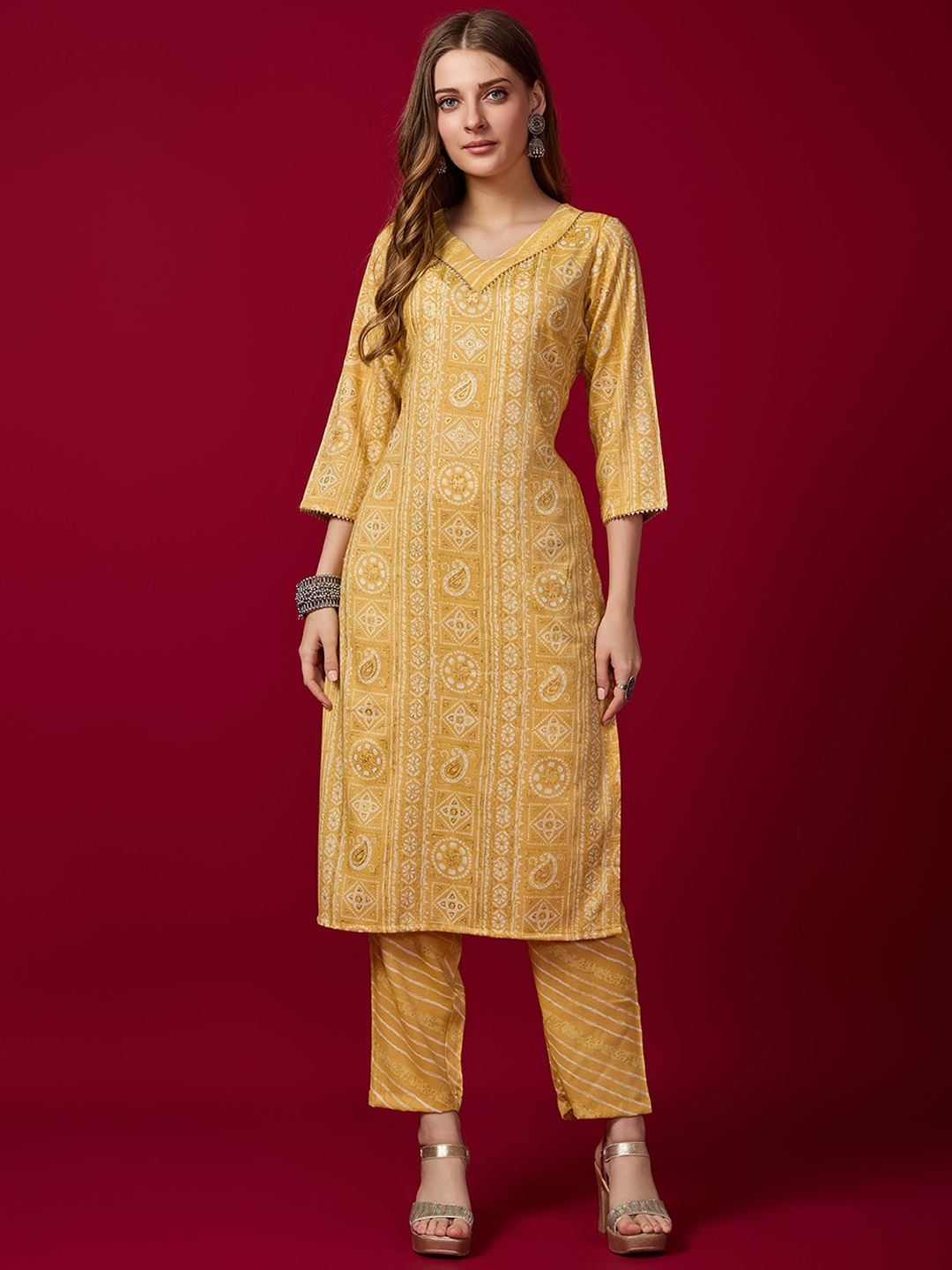 

GORGONE Bandhani Printed Regular Kurta with Trouser, Yellow