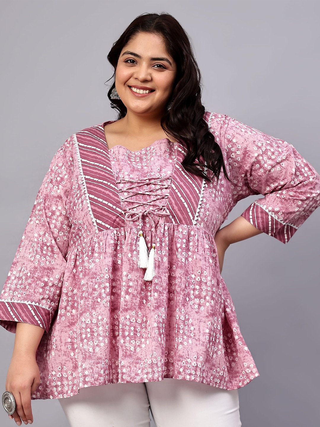 

Indietoga Plus Size Print Tie-Up Neck Three-Quarter Sleeves Cotton Empire Longline Top, Pink