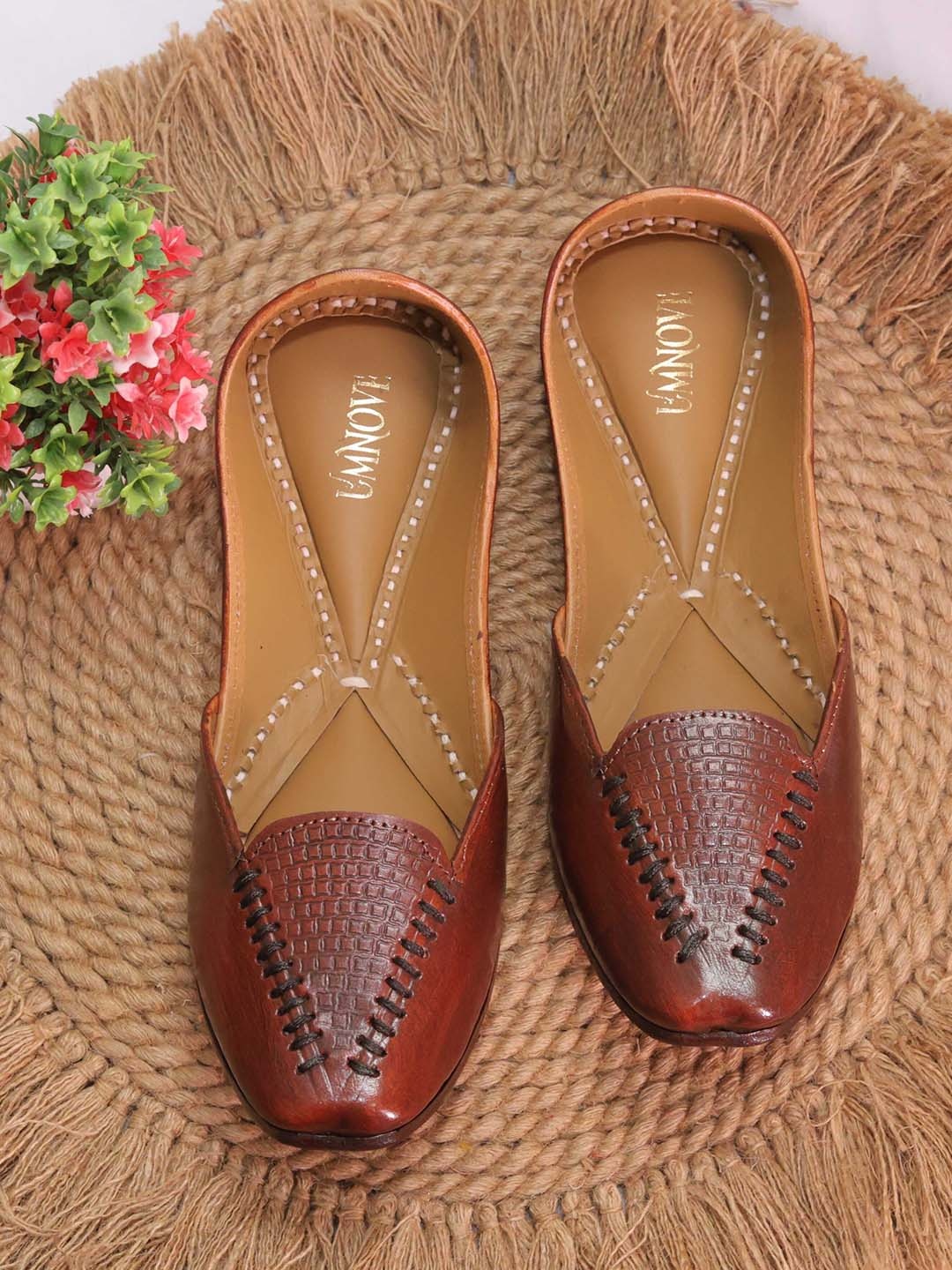 

UMNOVE Women Striped Mojaris with Laser Cuts Flats, Brown