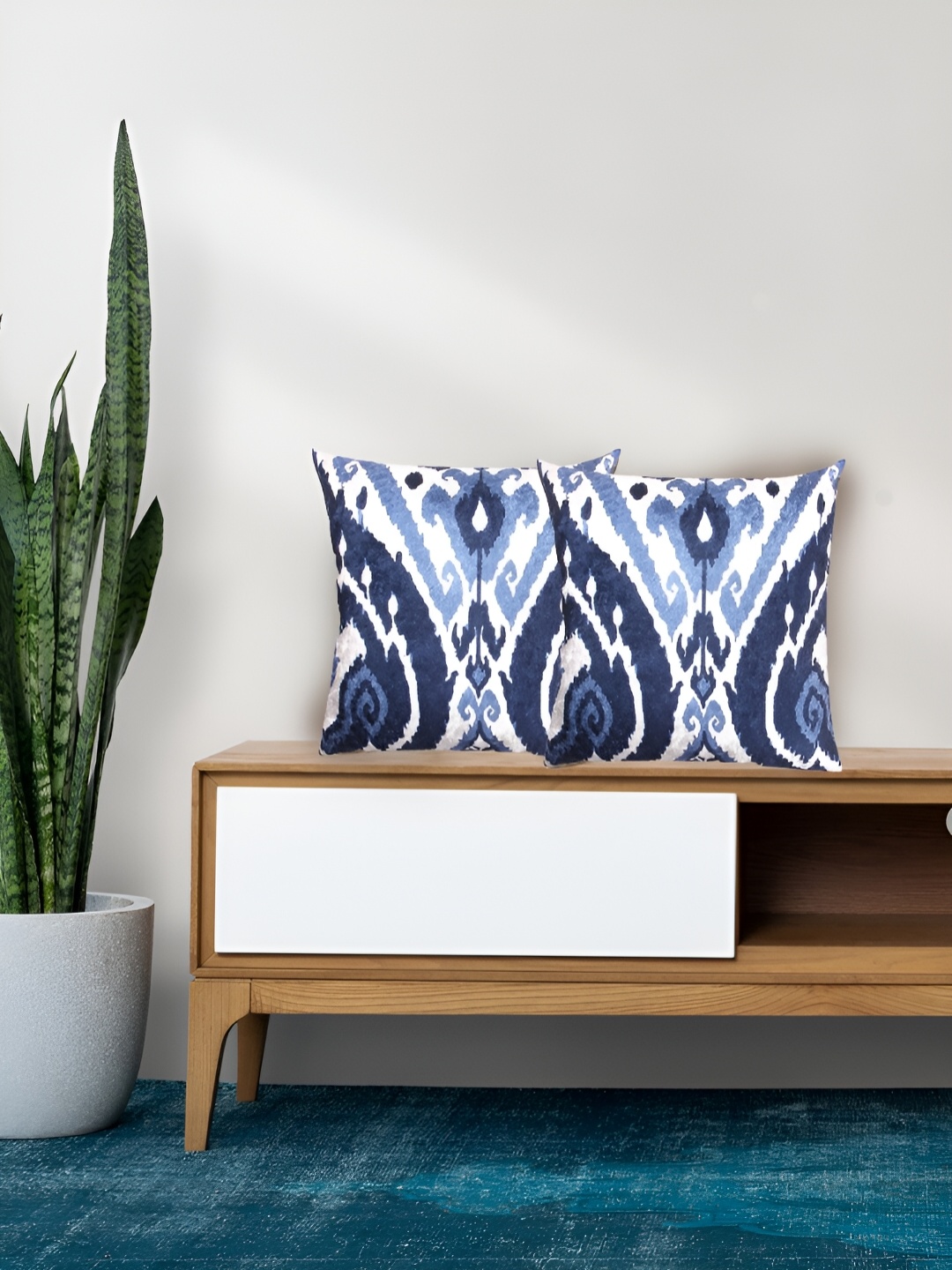 

Tasseled Home Blue & White 2 Pcs Geometric Velvet Square Cushion Covers