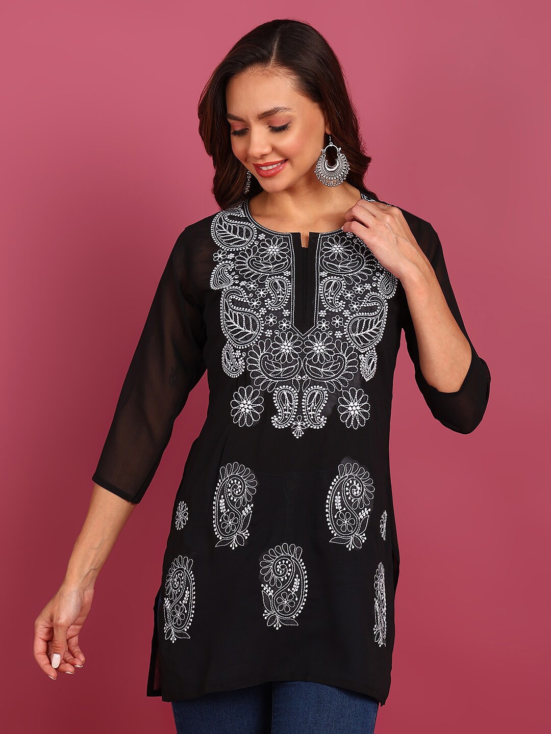 

TOP N THREAD Women Ethnic Motifs Embroidered Round Notched Neck Kurti, Black