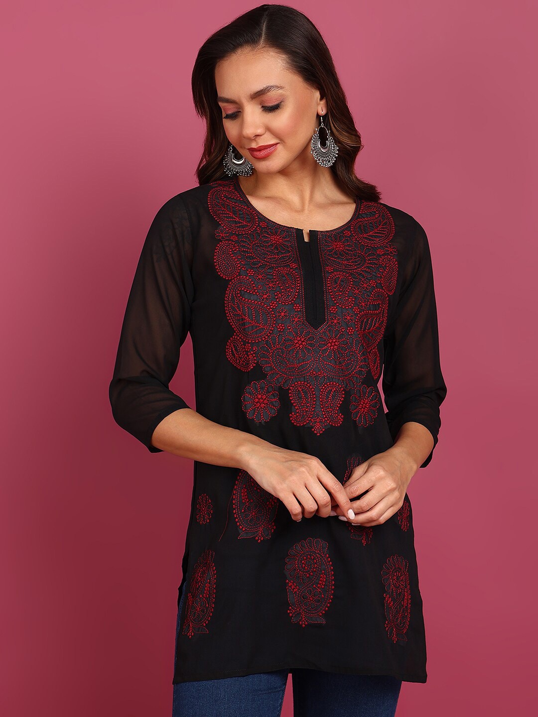 

TOP N THREAD Women Ethnic Motifs Embroidered Round Notched Neck Kurti, Black