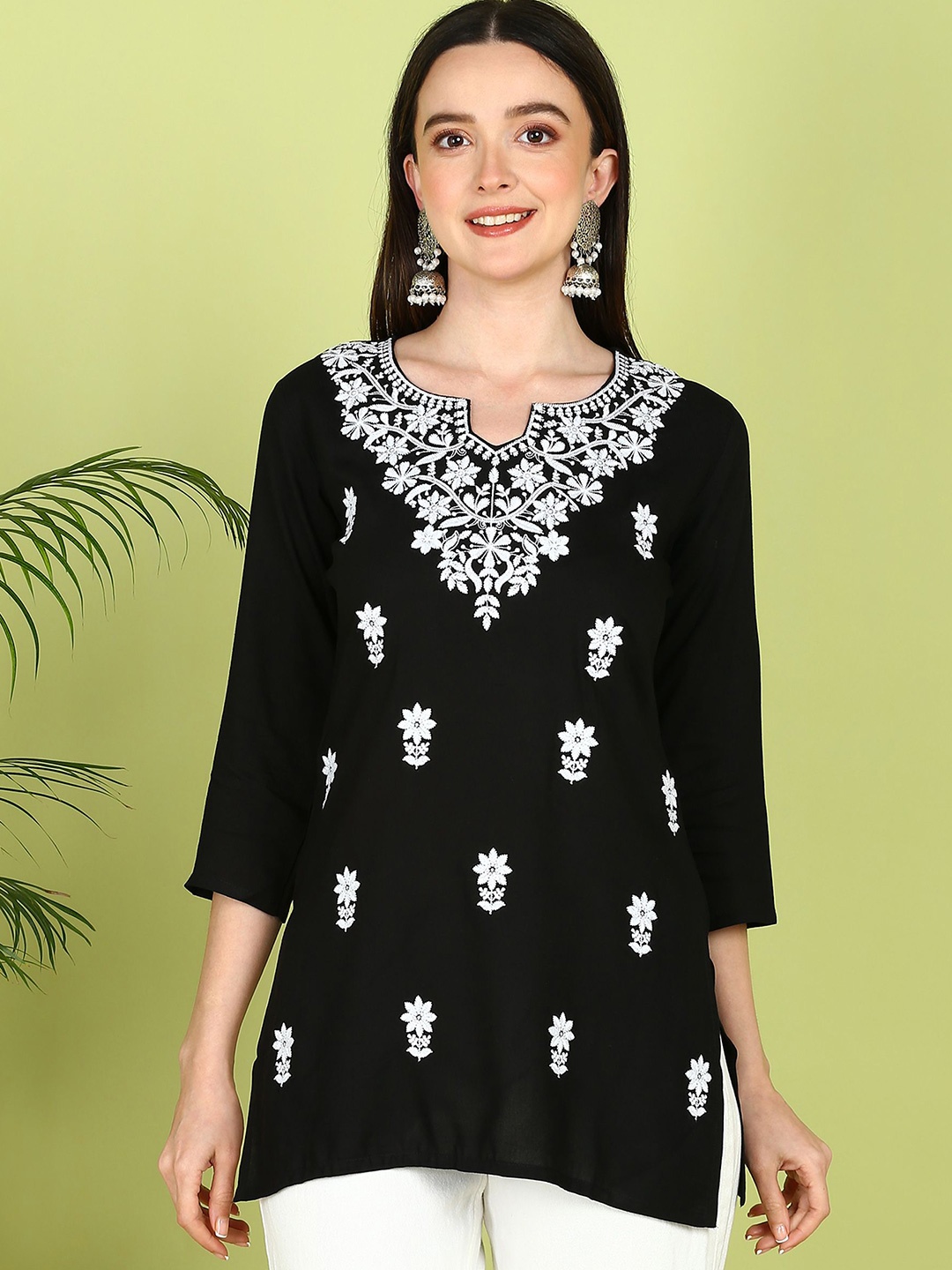 

TOP N THREAD Women Embroidered Round Notched Neck Kurti, Black