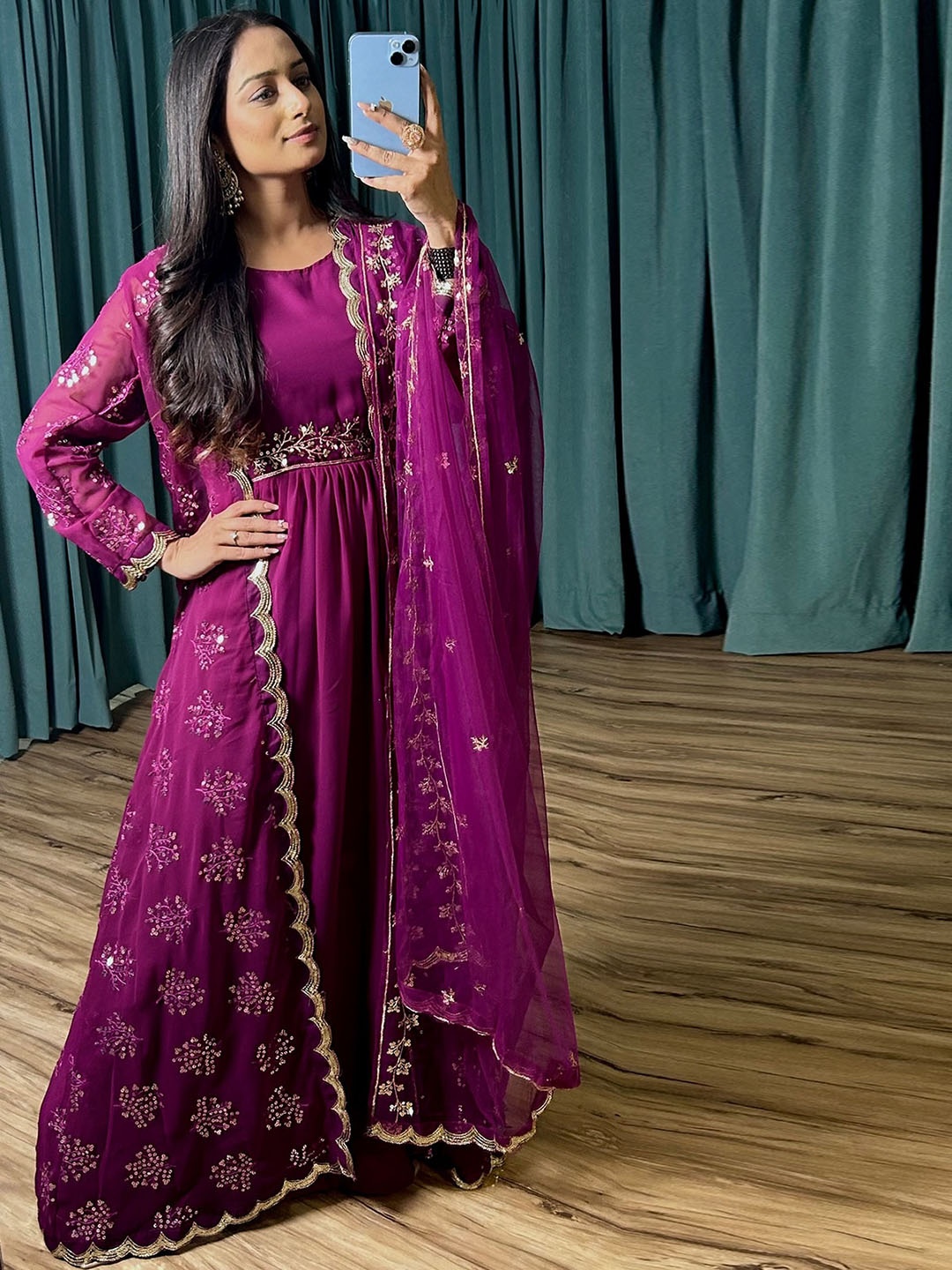 

ODETTE Women Embellished Flared Sleeves Georgette Anarkali Kurta, Purple