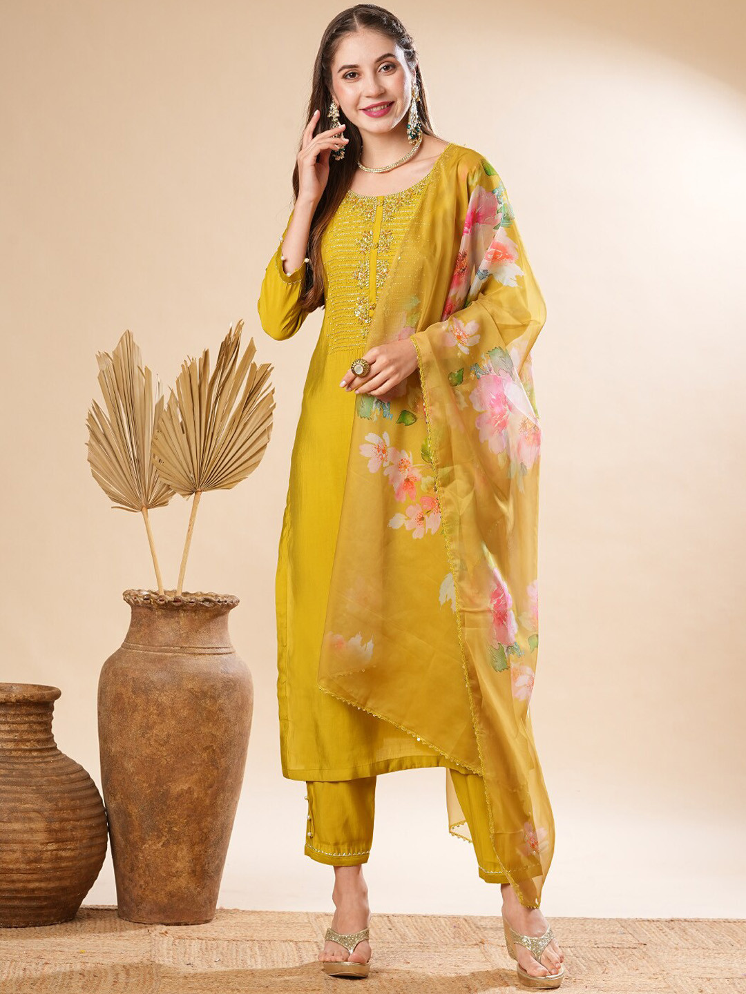

FASHOR Ethnic Motifs Yoke Design Beads & Stones Straight Kurta With Trousers & Dupatta, Lime green
