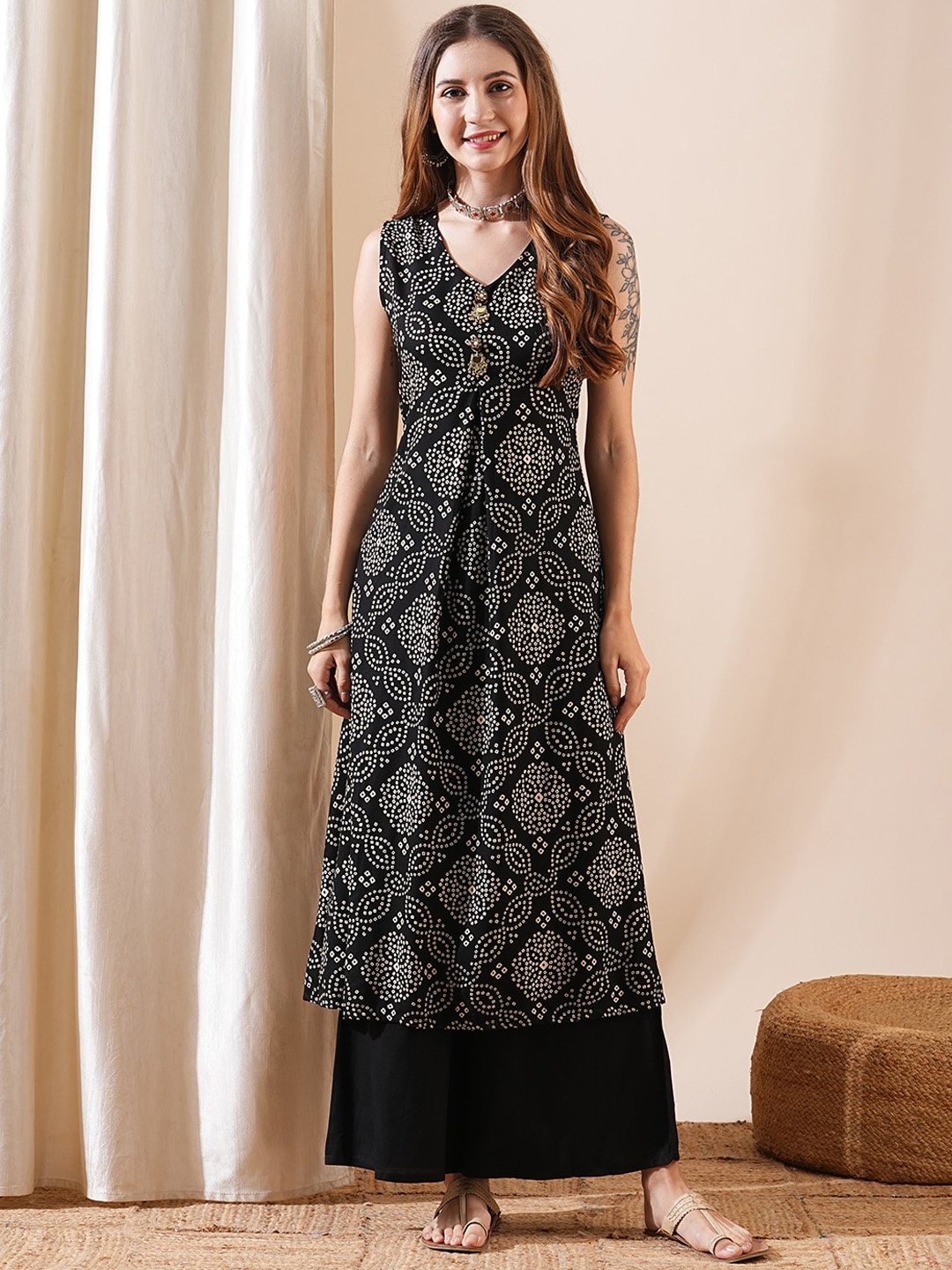 

FASHOR Bandhani Printed Beads and Stones A-Line Kurta With Palazzos, Black