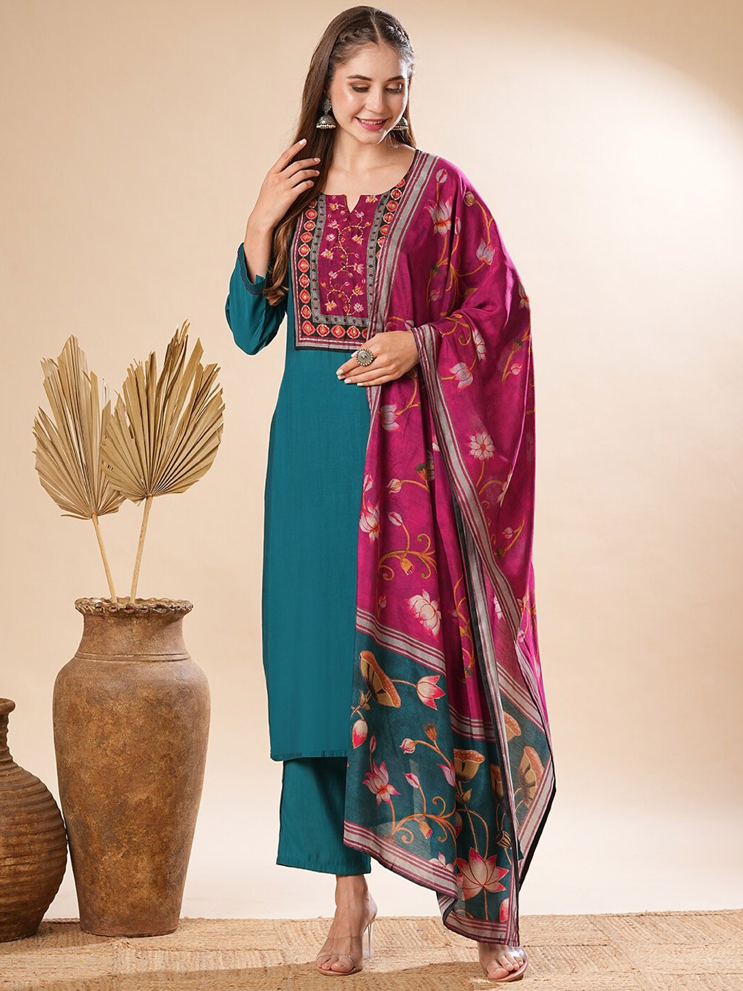 

FASHOR Floral Embroidered Straight Kurta With Trousers & Dupatta, Teal