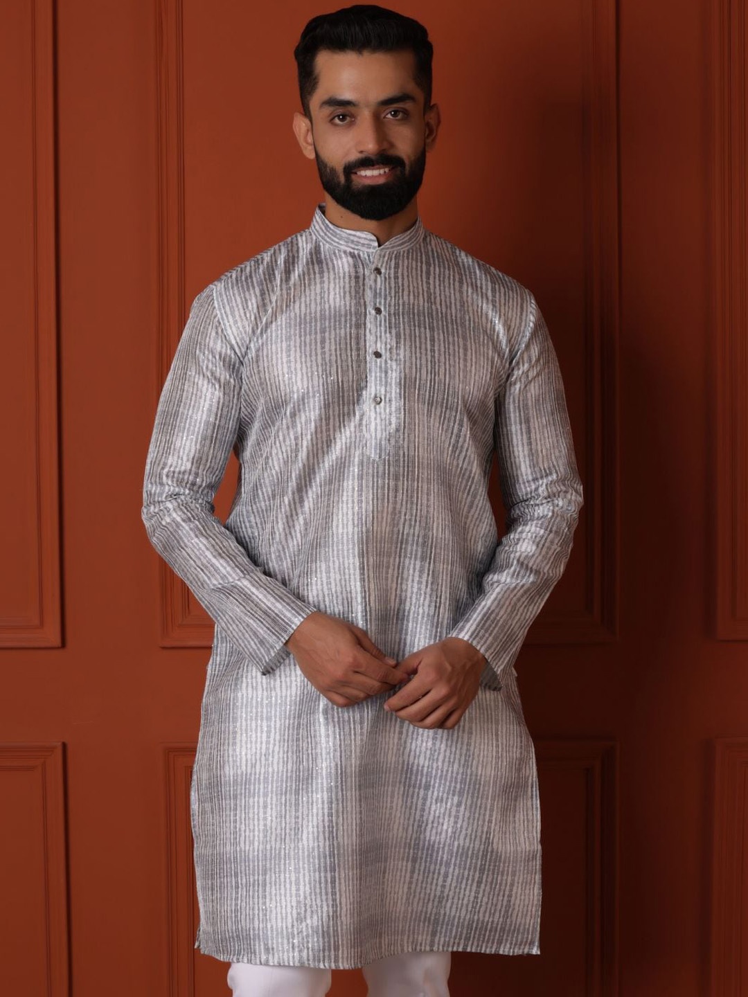 

Lightpole Mandarin Collar Long Sleeves Striped Straight Kurta, Grey