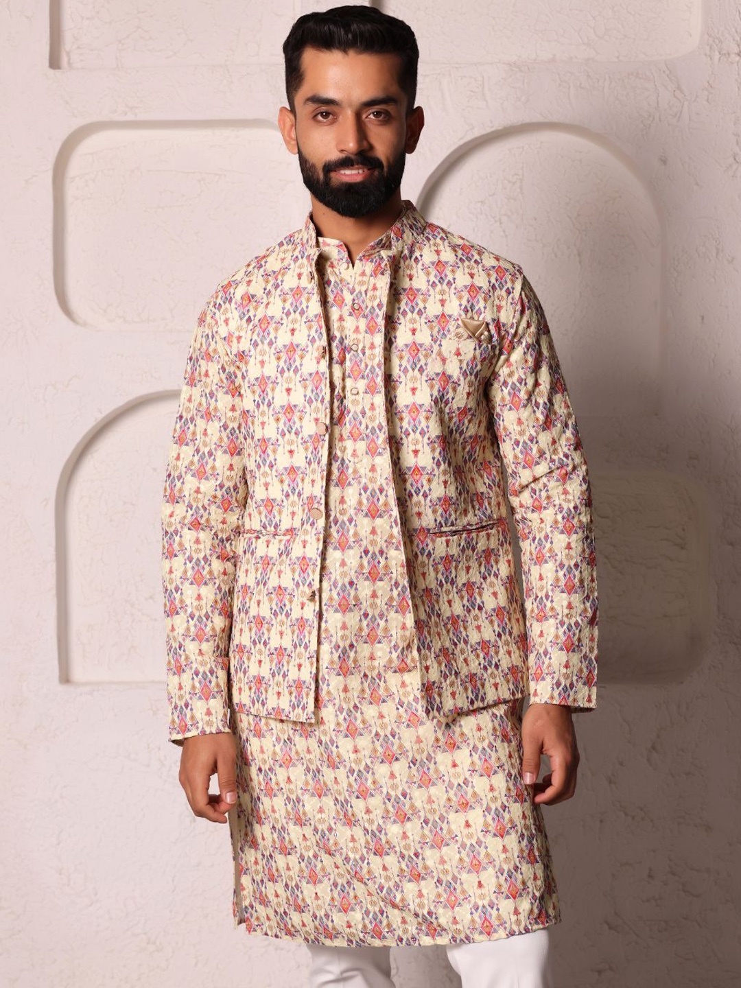 

Lightpole Mandarin Collar Long Sleeves Geometric Printed Straight Kurta, Beige