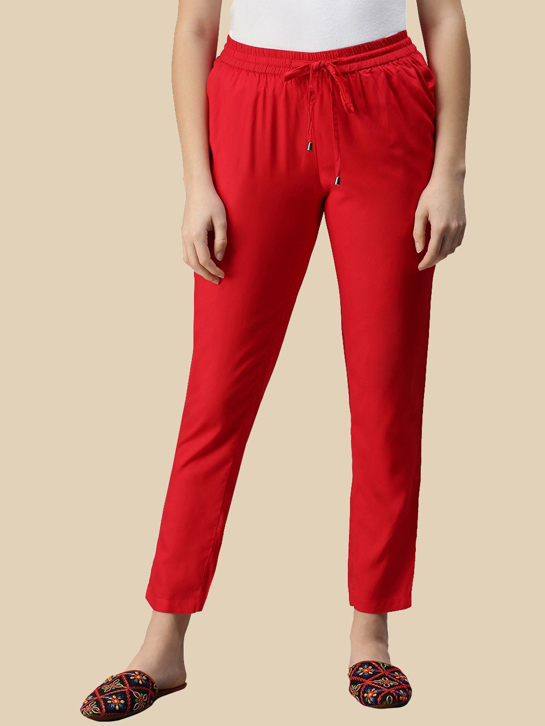 

De Moza Women Regular Trousers, Red