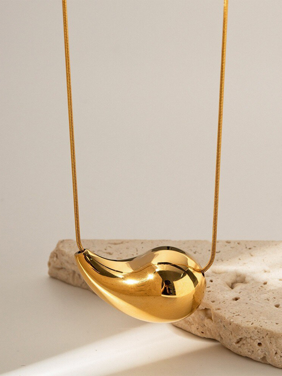 

VIEN Gold-Plated Stainless Steel Tarnish Free Tear drop Snake Chain