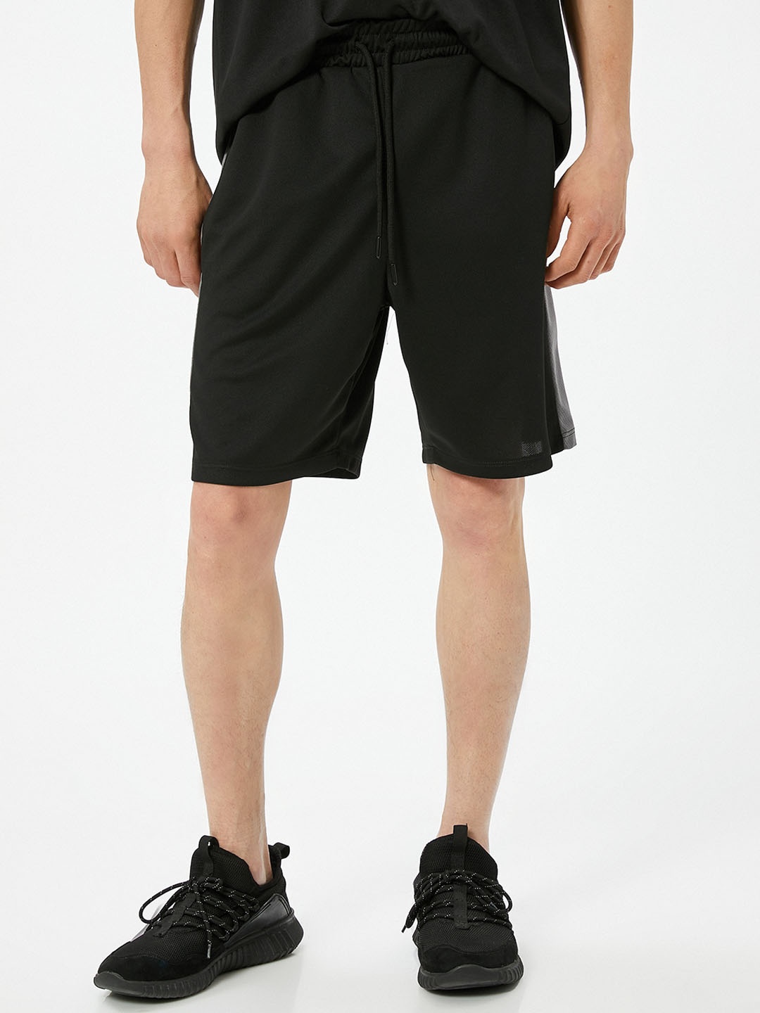 

Koton Men Loose Fit Sports Shorts, Black