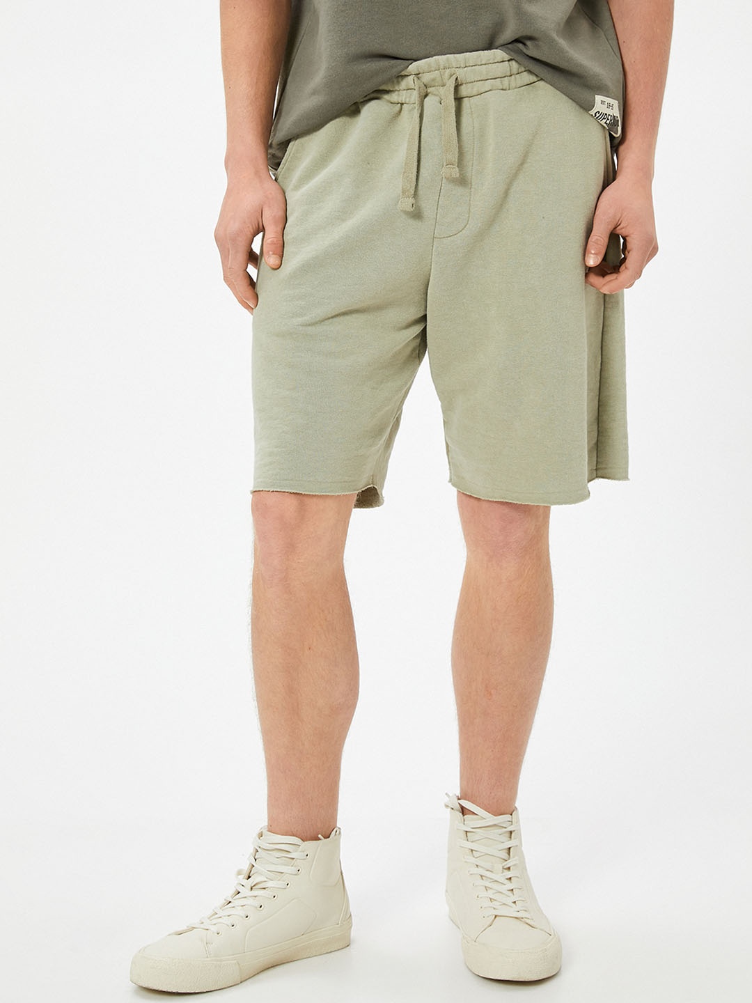 

Koton Men Loose Fit Shorts, Khaki