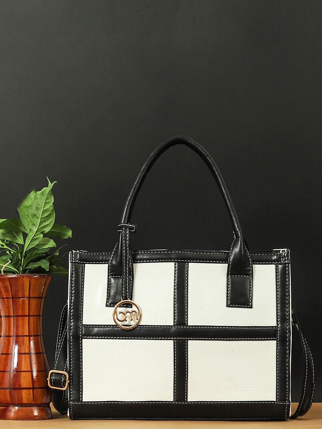 

Bagsy Malone Colourblocked PU Structured Handheld Bag with Cut Work, White