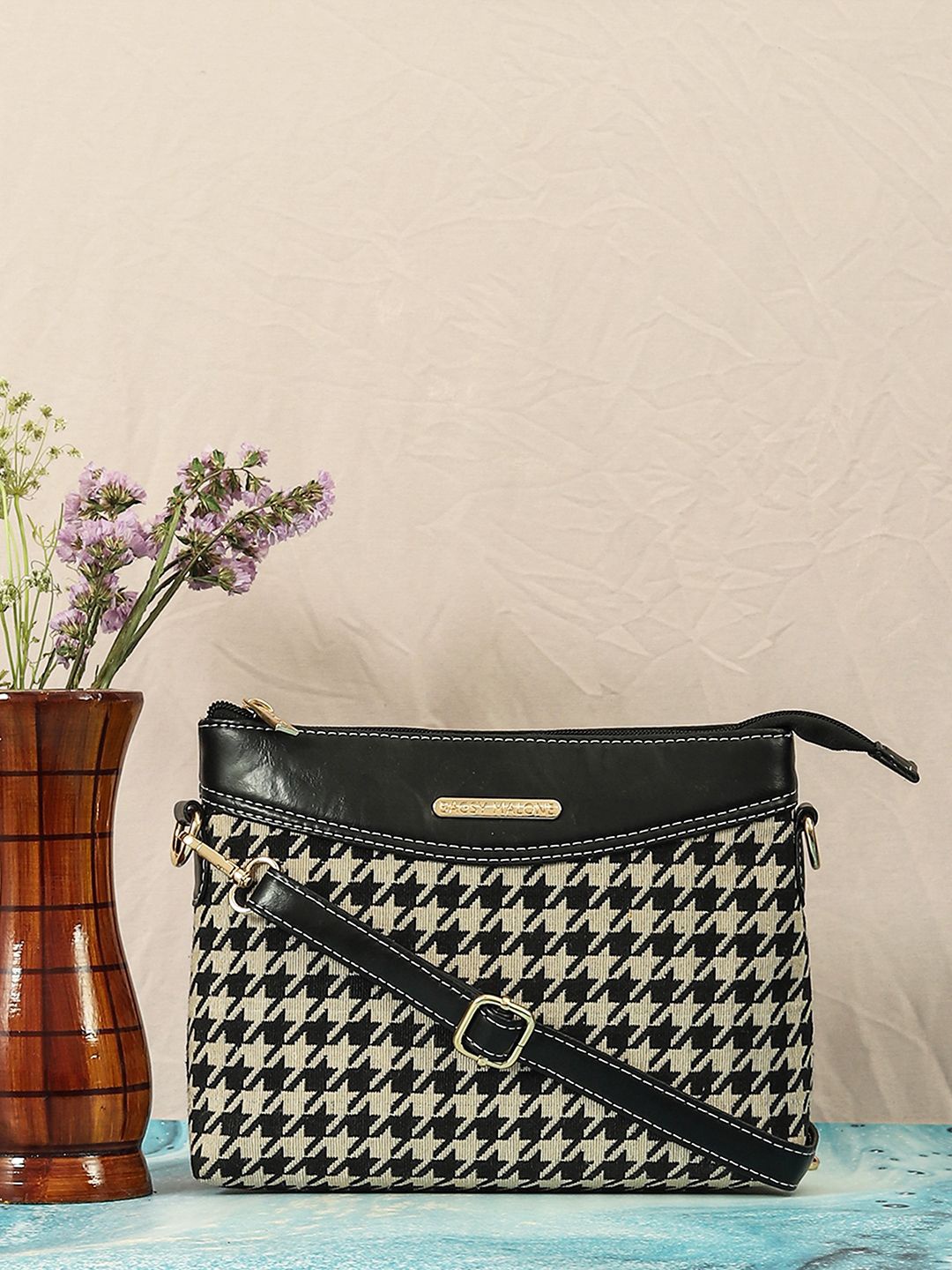 Bagsy Malone Women's Textured Shopper Handheld Bag, Black