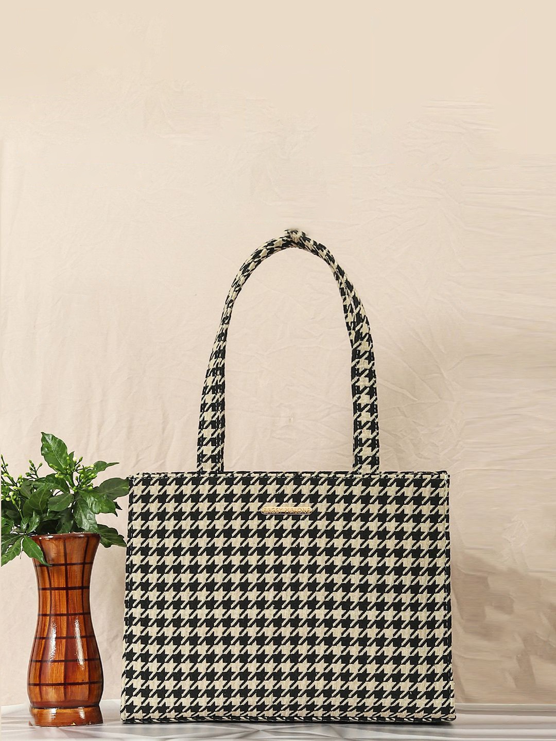 

Bagsy Malone Checked Structured Tote Bag, Black