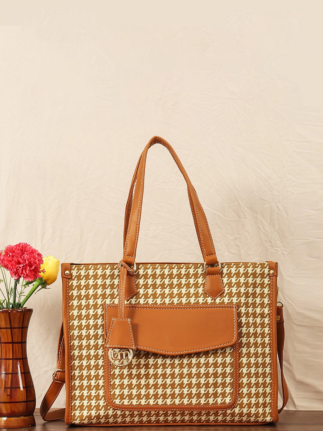 

Bagsy Malone Checked Structured Tote Bag, Beige