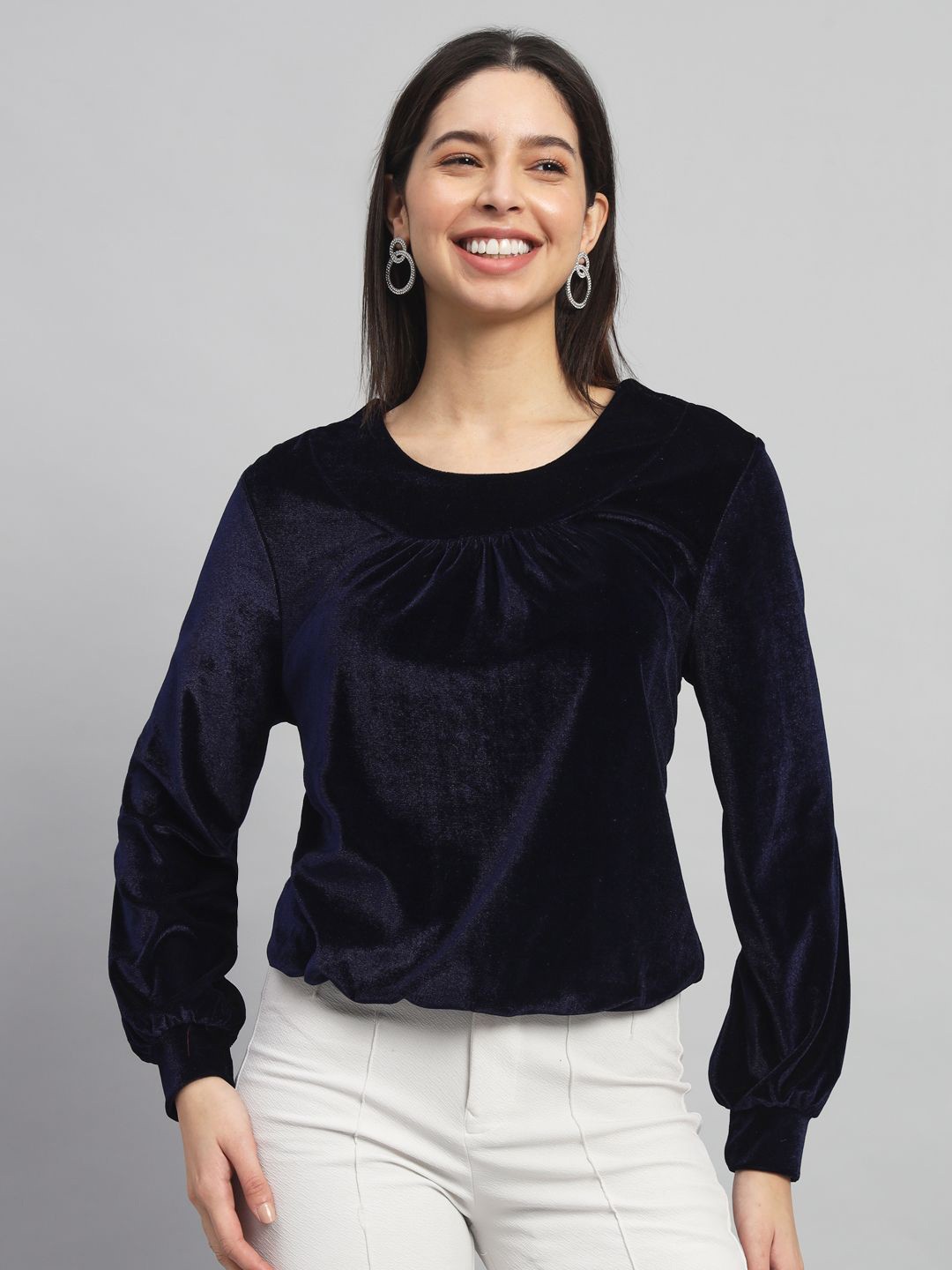 

VAARARO Round Neck Puff Sleeves Gathered Velvet Blouson Top, Navy blue