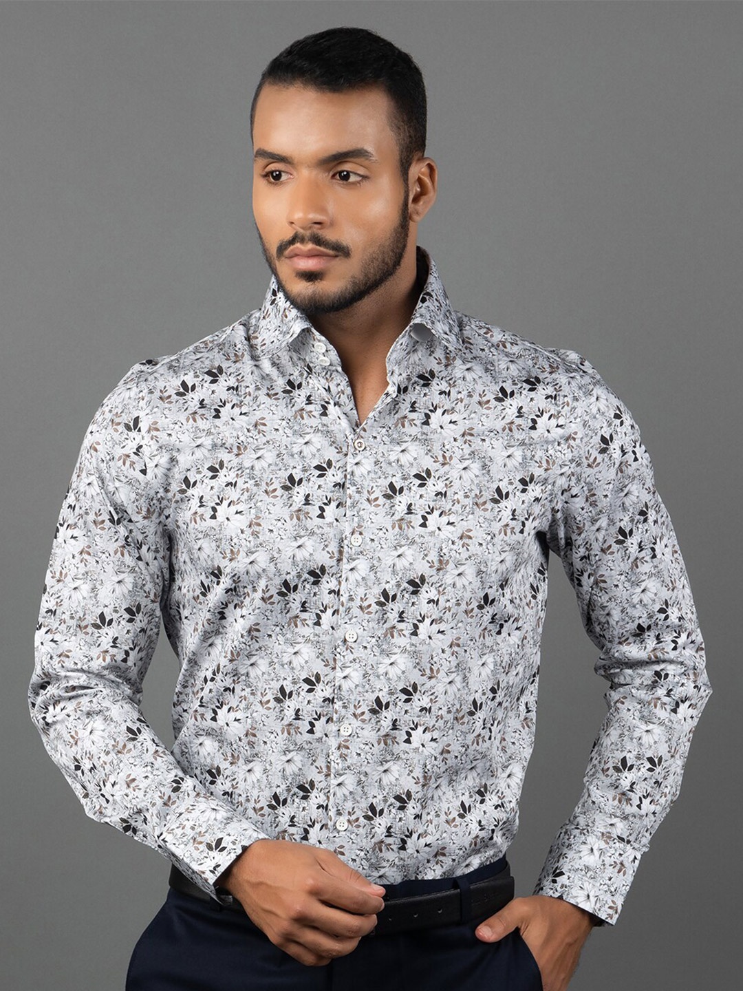 

LOUIS STITCH Comfort Fit Floral Printed Club Collar Pure Cotton Formal Shirt, White