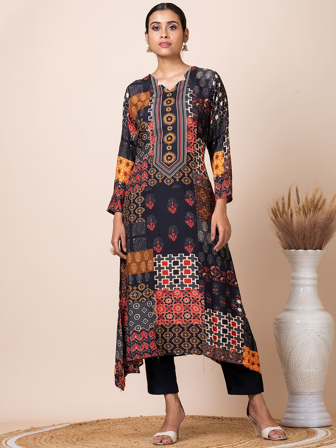 

SARSO Ethnic Motifs Printed A-Line Kurta with Trousers, Black