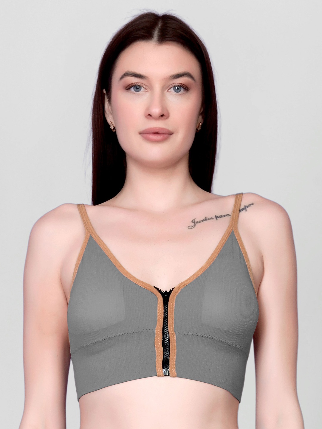 

Gopalvilla Women Solid Full Coverage Removable Padding Bra, Grey