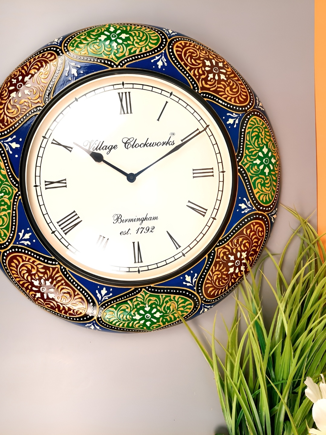 

apka mart Blue & Green Textured Traditional Wooden Round Wall Clock