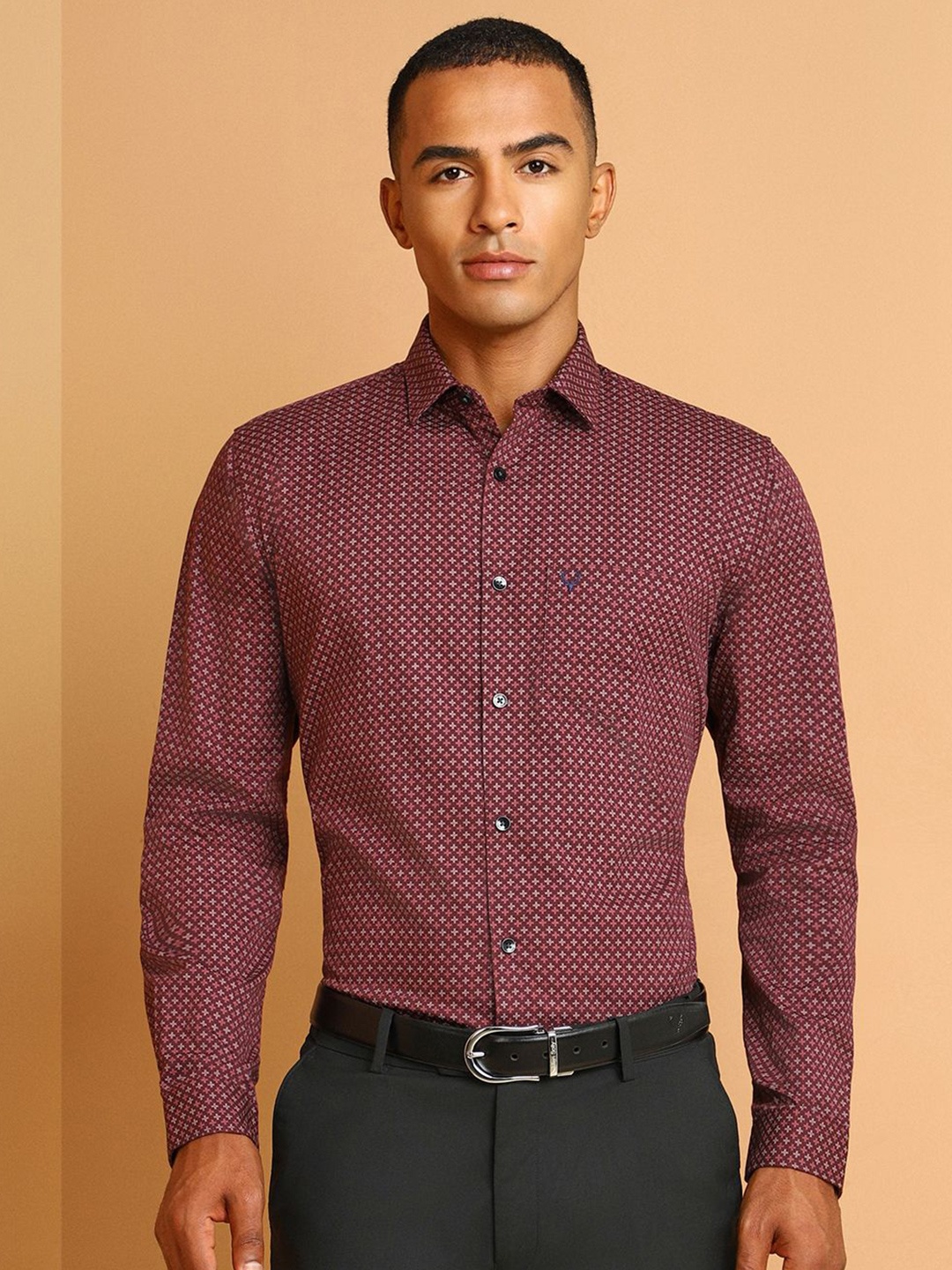 

Allen Solly Slim Fit Geometric Printed Pure Cotton Formal Shirt, Maroon
