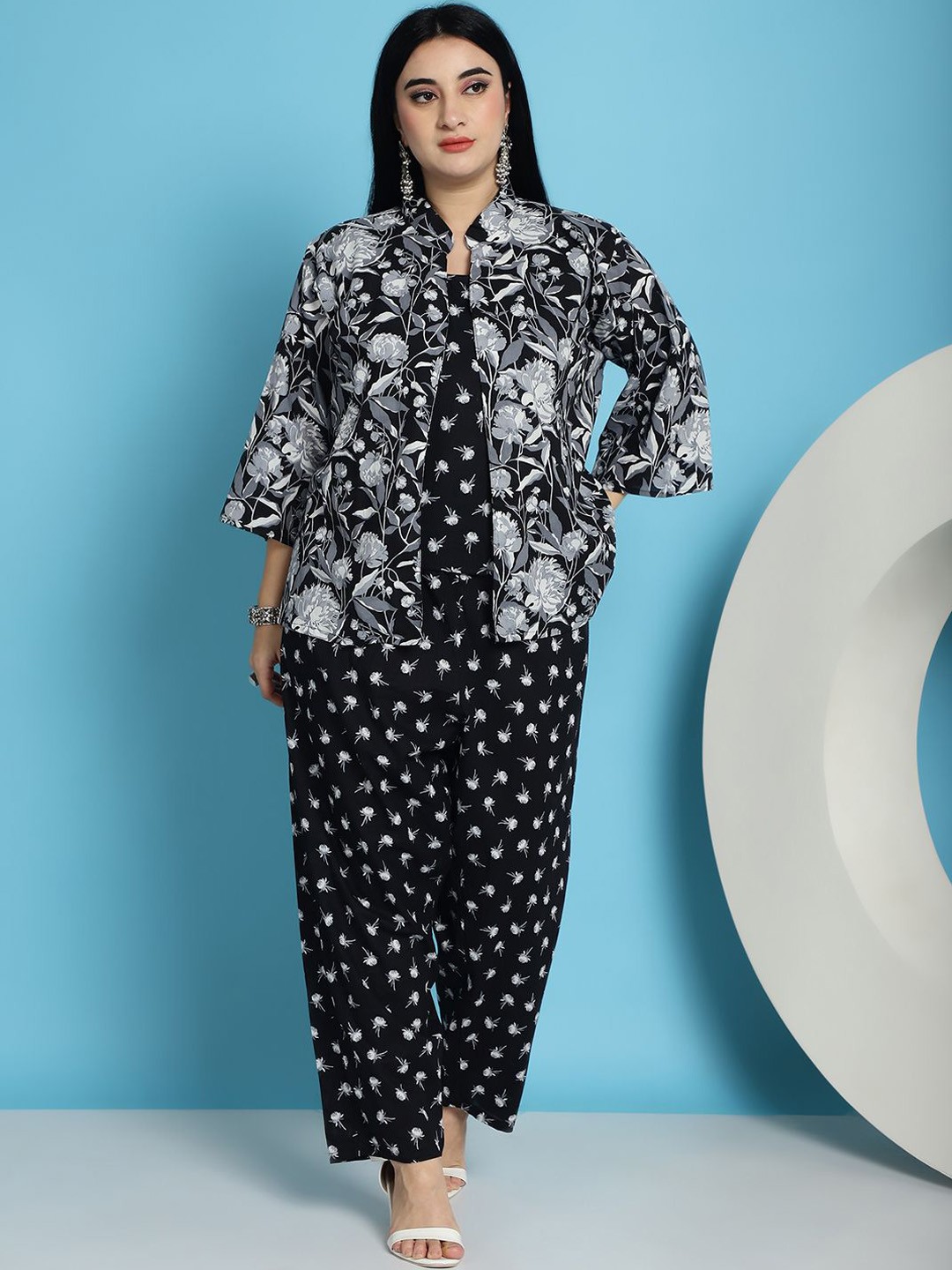 

TAG 7 Women Floral Printed Regular Pure Cotton Top with Pyjamas, Black