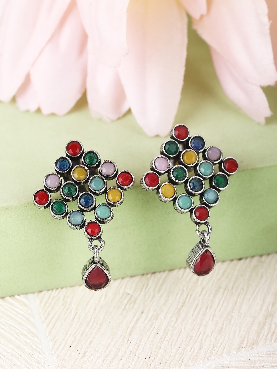 

Sangria Silver-Plated Studs Earring