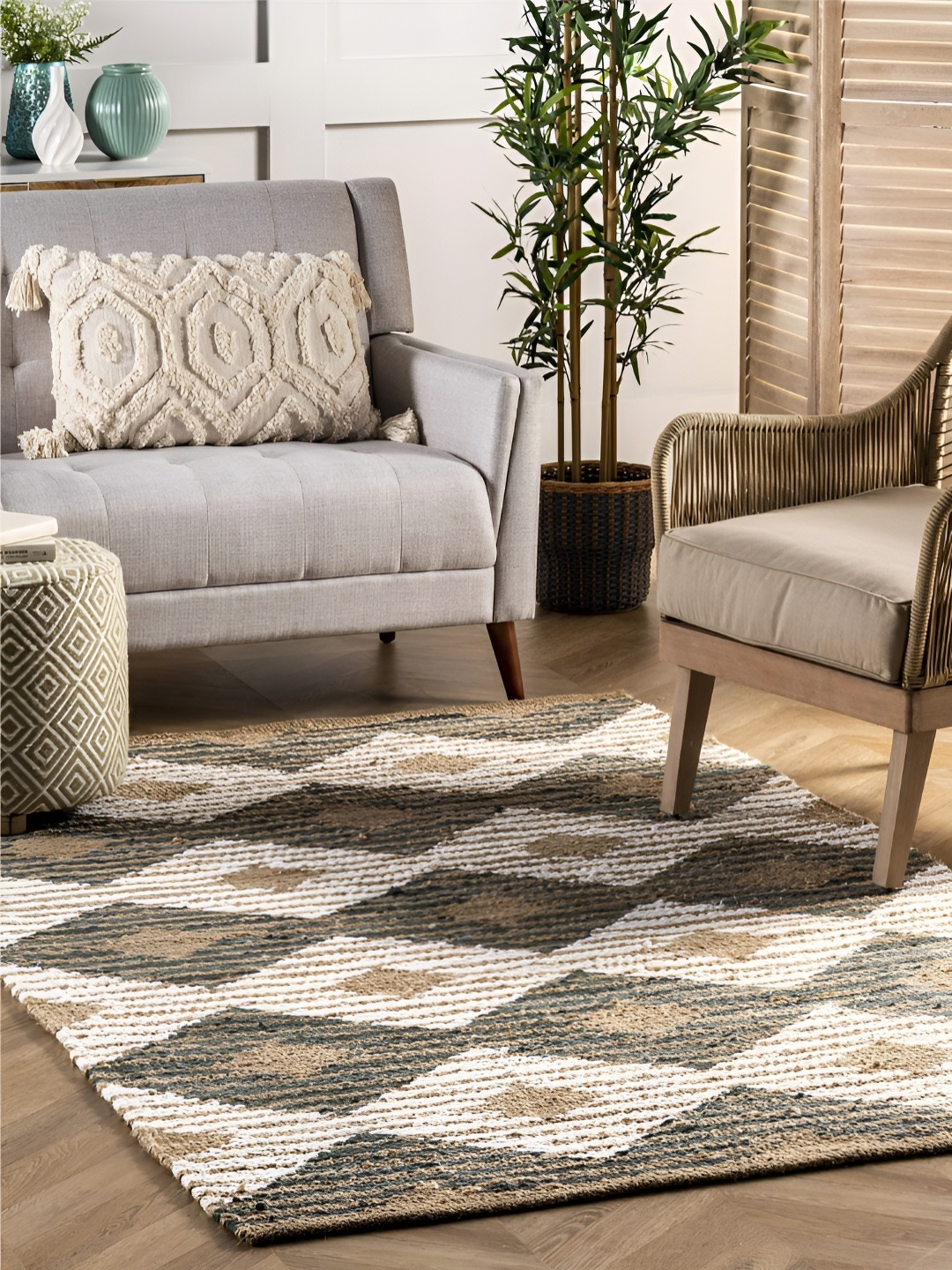 

RUGSMITH Beige & White Geometric Hand-Tufted Carpet