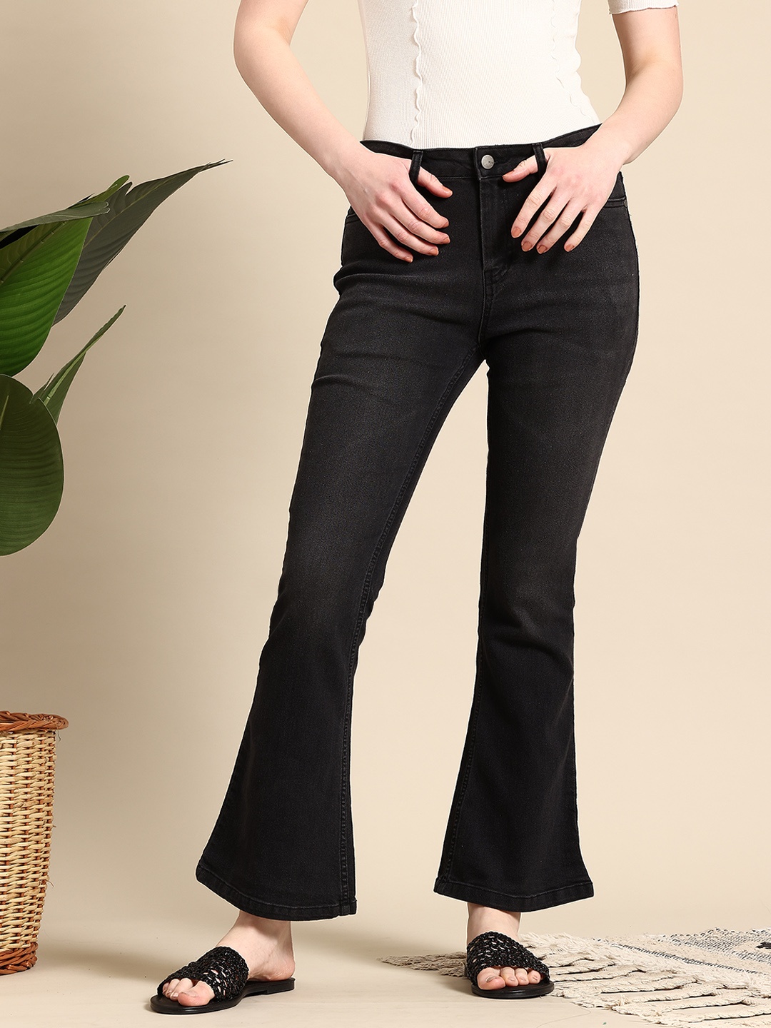 

Mast & Harbour Women Flared Fit Stretchable Jeans, Black