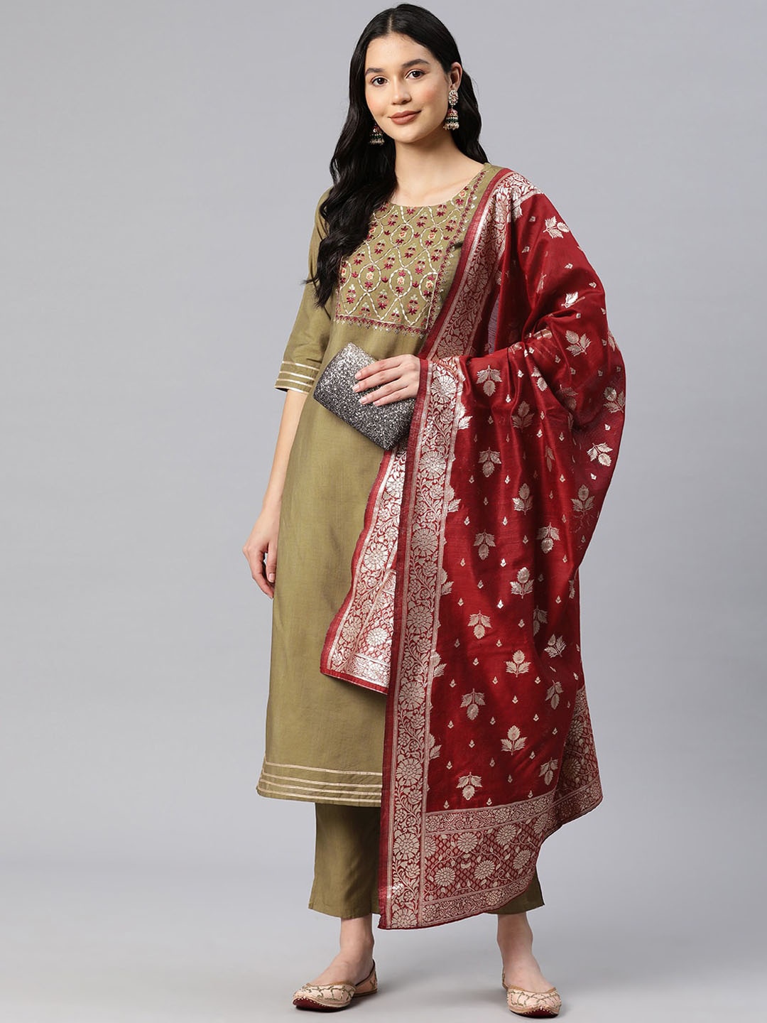 

KAVINDI Floral Embroidered Regular Sequinned Kurta With Trouser & Dupatta, Beige