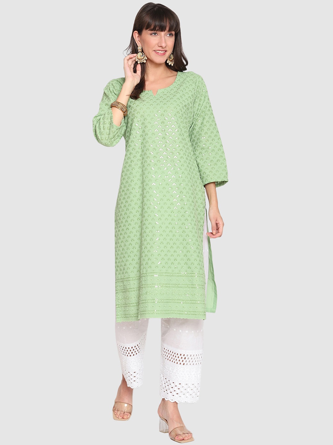 

QUEENLEY Women Embroidered Kurta, Green