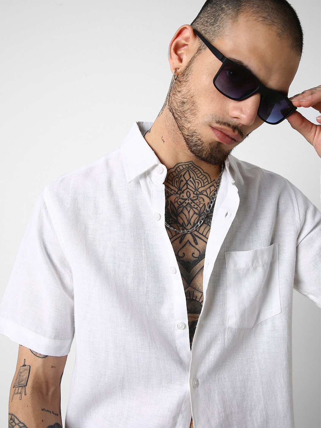 

VASTRADO Classic Slim Fit Cutaway Collar Cotton Casual Shirt, White