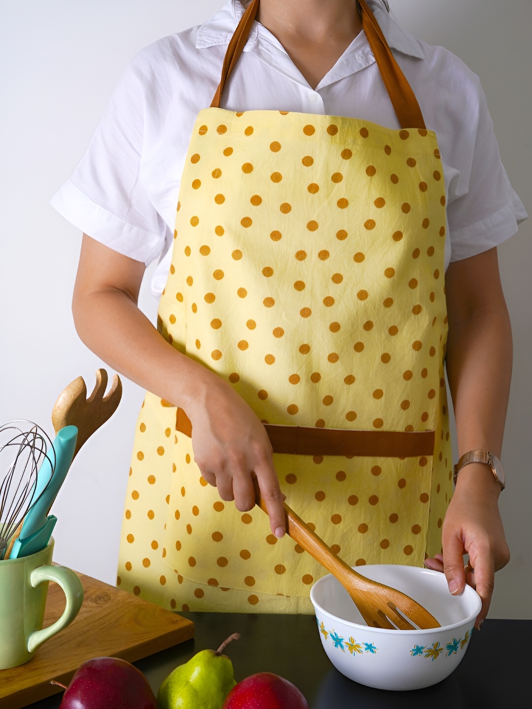 

Ratan Cart Girls Cotton Polka Dot Printed Free Size Apron, Yellow