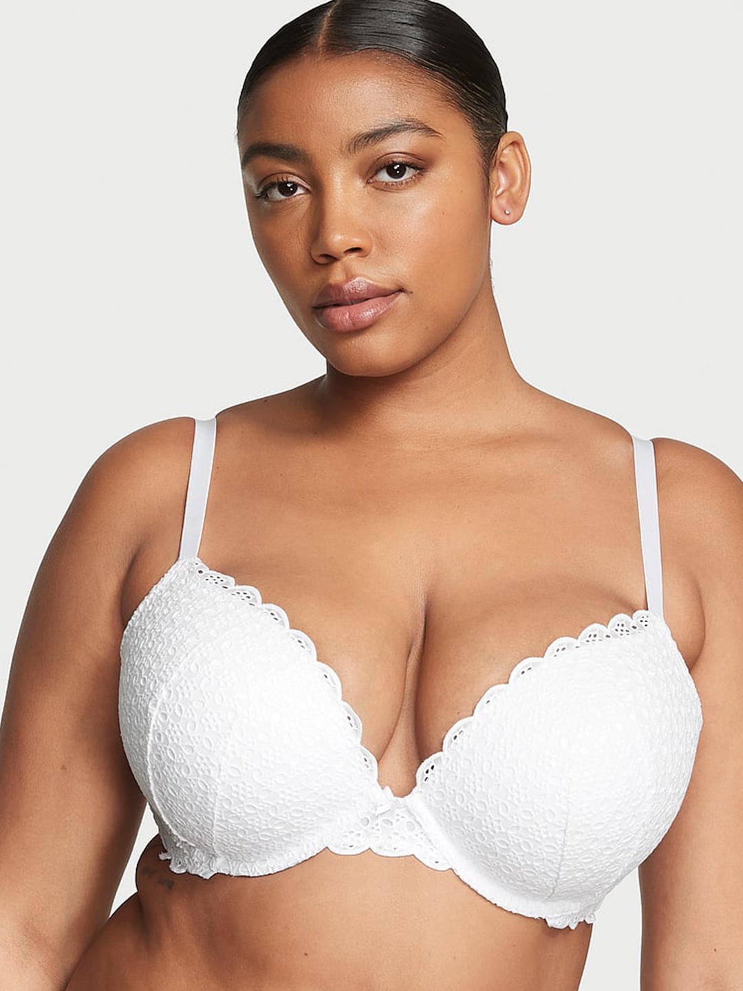 

Victoria's Secret Dream Angels Eyelet Lace Padded Push-Up Bra-All Day Comfort, White