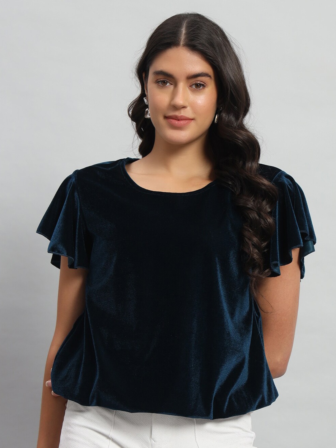 

VAARARO Round Neck Flutter Sleeves Gathered Velvet Blouson Top, Blue