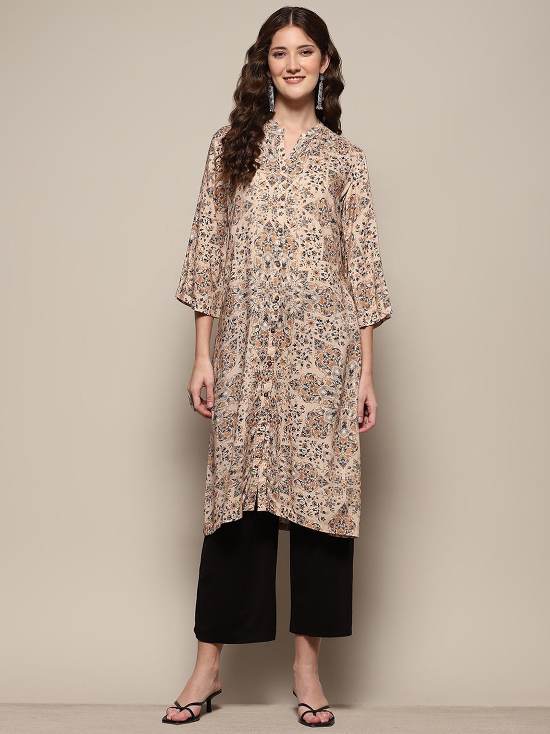 

Biba Ethnic Motifs Printed Mandarin Collar Straight Kurta, Yellow