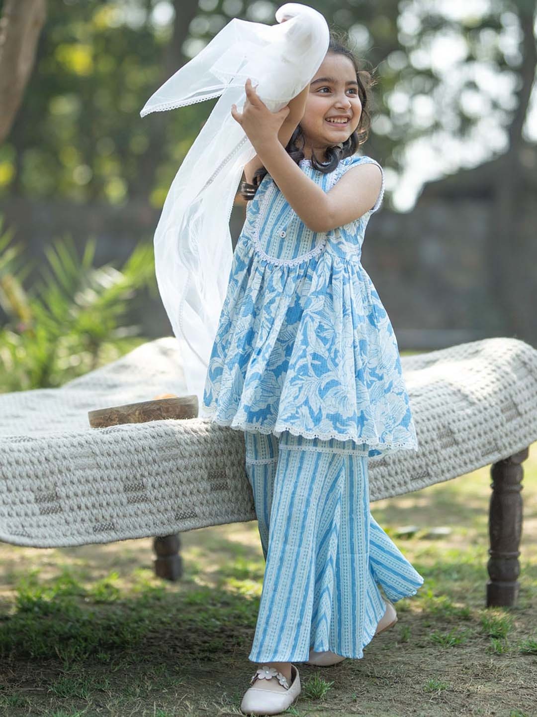 

VASTRAMAY Girls Printed Regular Kantha Work Pure Cotton Kurta with Sharara & Dupatta, Blue