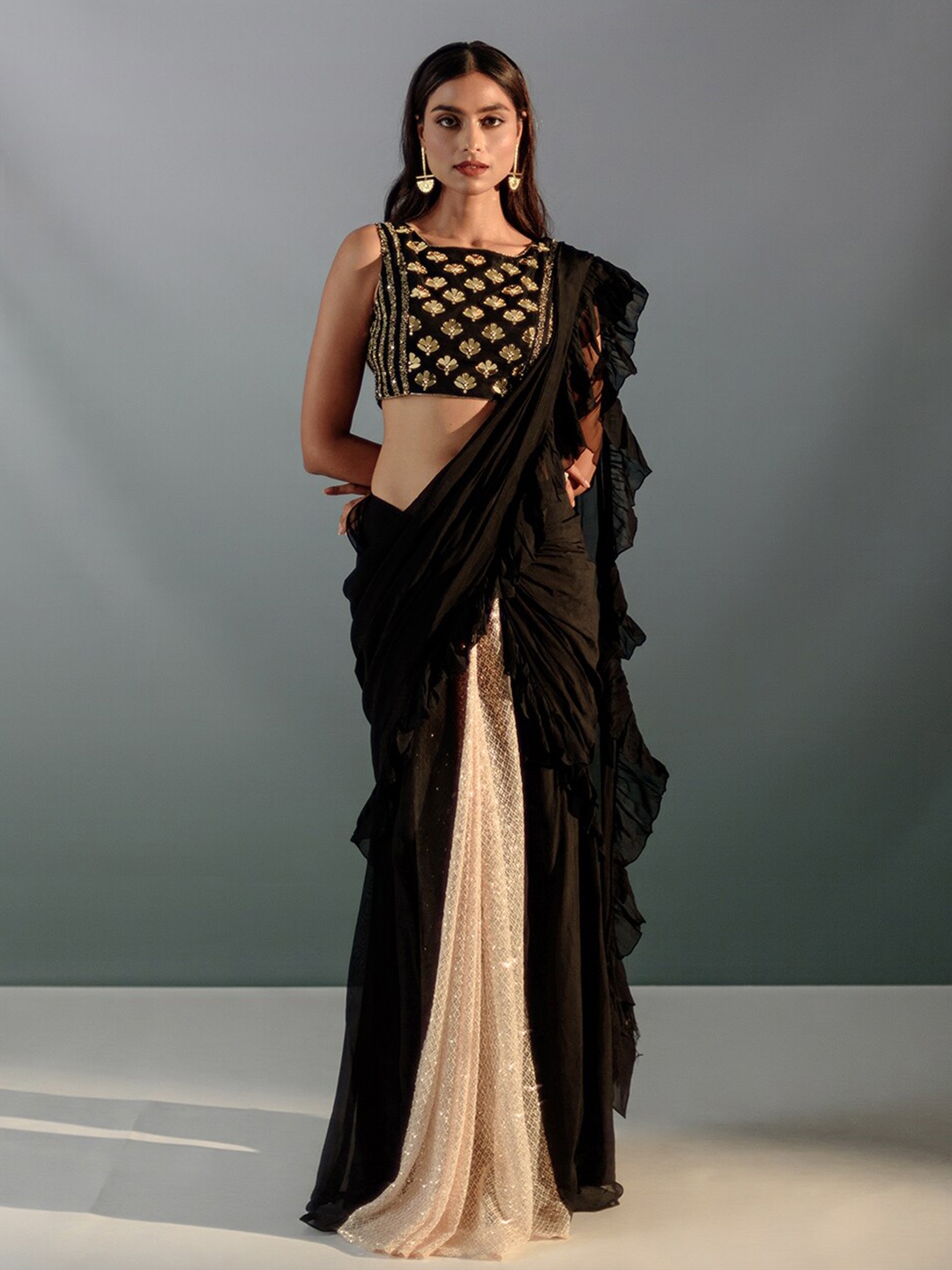 

Aaryaa By Kashveen Kohli Embellished Sequinned Organza Saree, Black