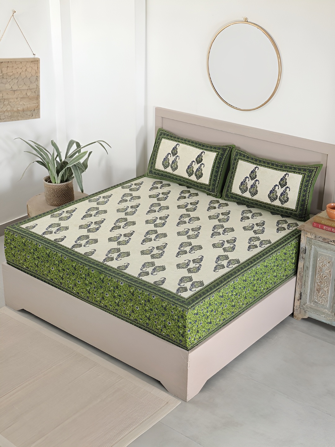 

House of Pataudi Green Floral 130 TC Pure Cotton Double Queen Bedsheet With 2 Pillow Cover