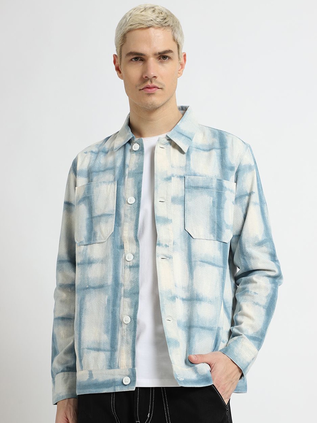 

Banana Club Men Faded Artsy Checked Crop Summer jacket, Blue