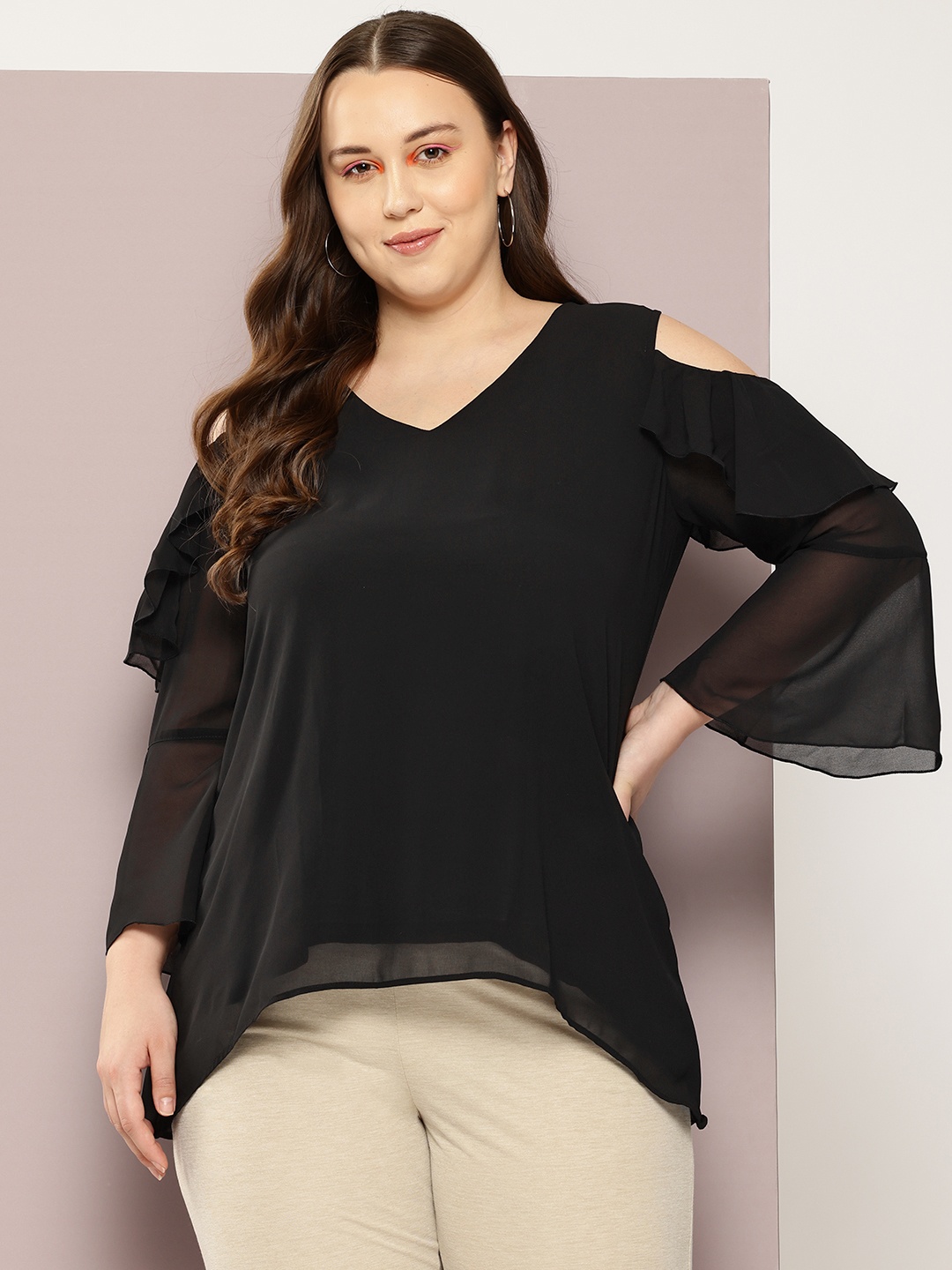 

Qurvii+ Plus Size Bell Sleeve Ruffles Georgette Longline Top, Black