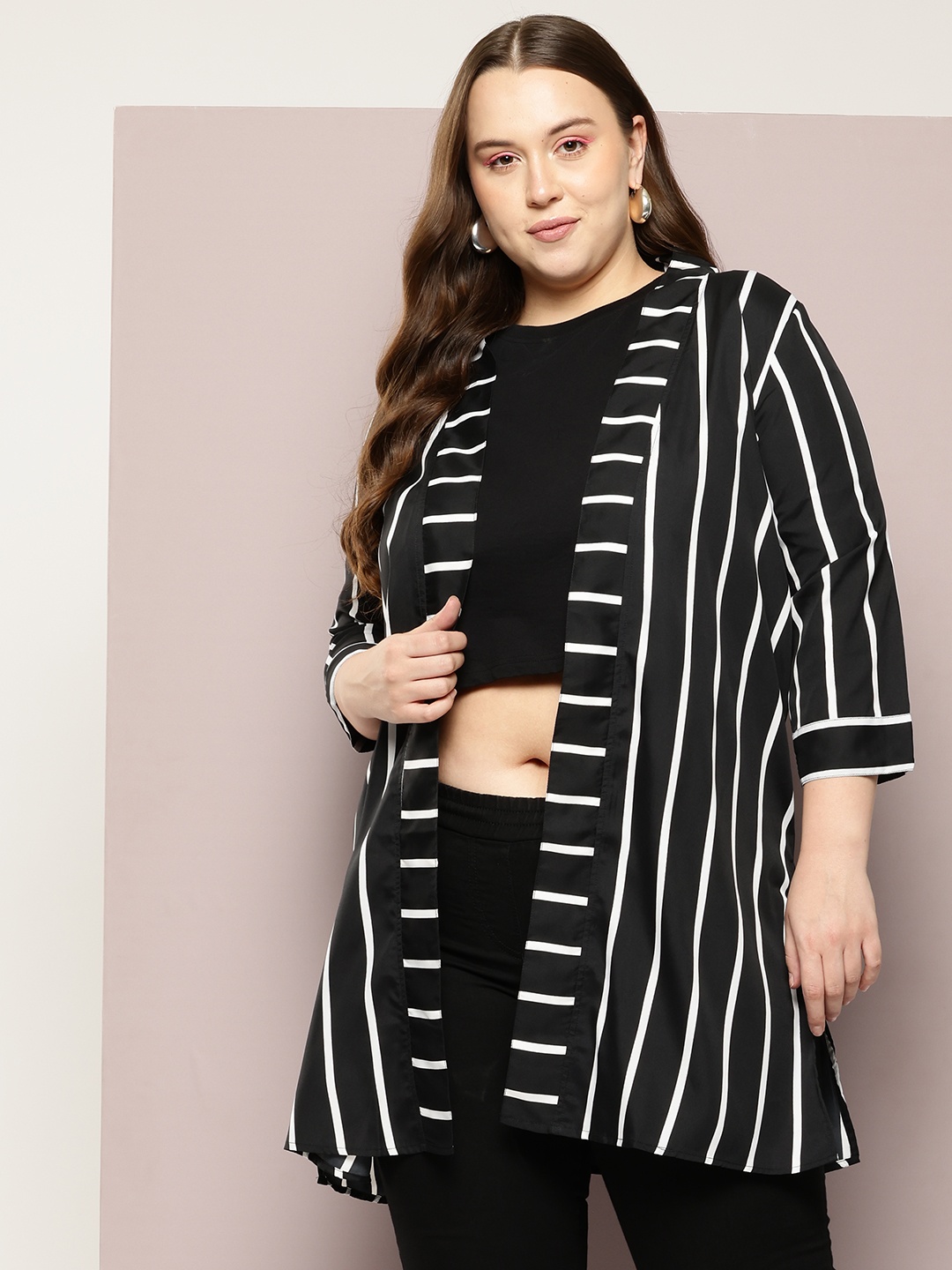 

Qurvii+ Women Plus Size Striped Open Front Longline Shrug, Black