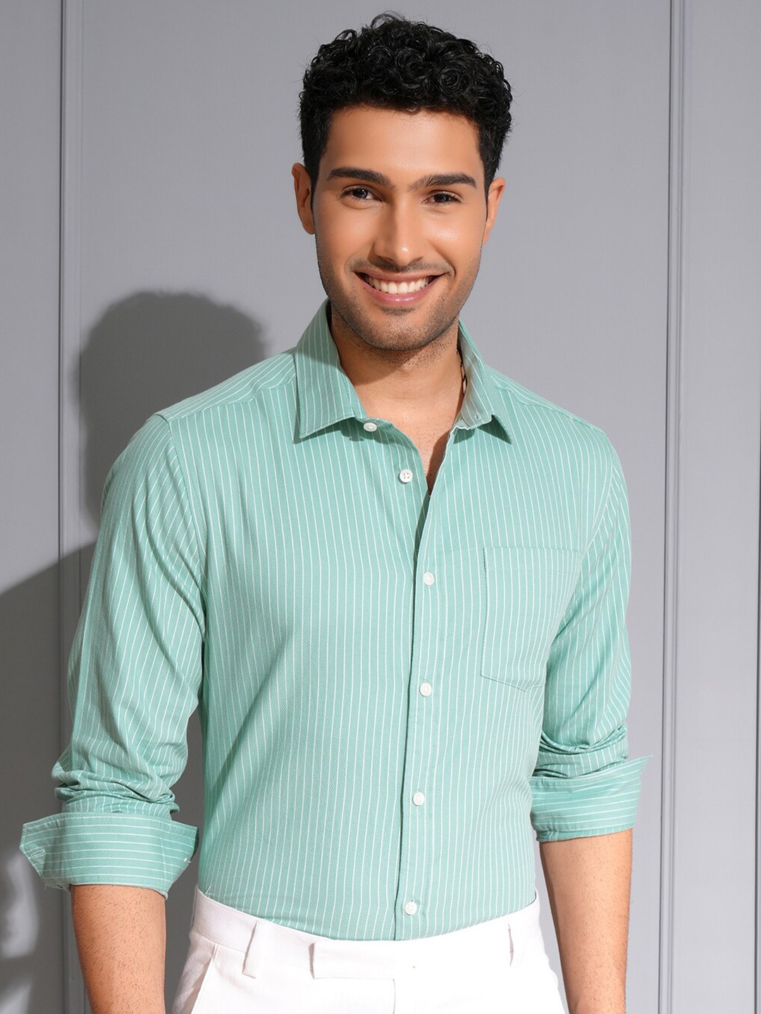 

LOCOMOTIVE Premium Sage Textured Striped Casual Shirt, Blue