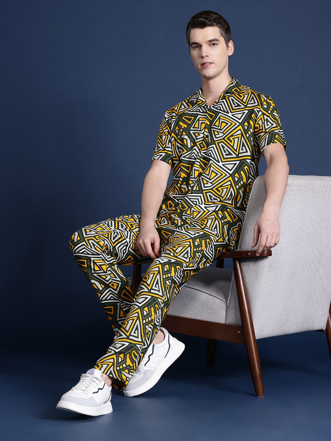 

Hancock Men Printed Co-Ords Set, Green